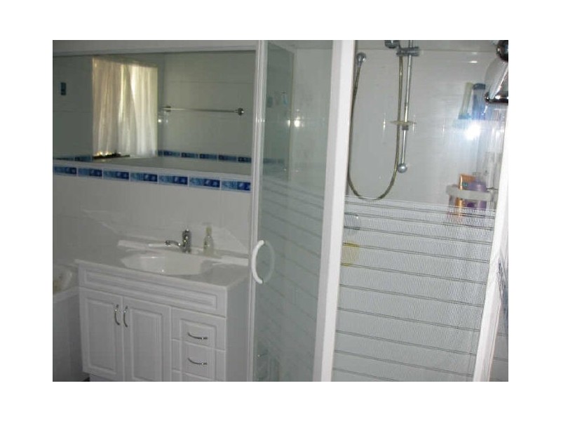 6 Jarrah Street, Raceview QLD 4305