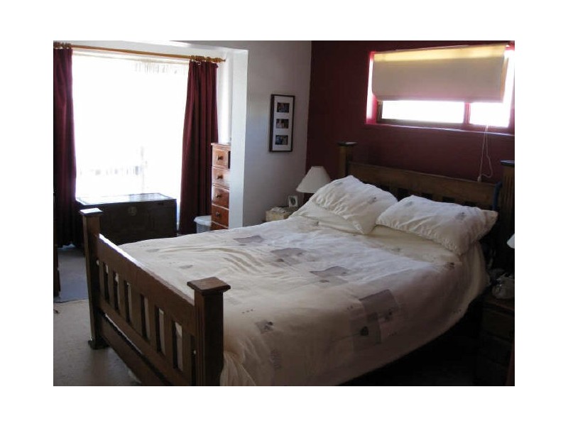 6 Jarrah Street, Raceview QLD 4305