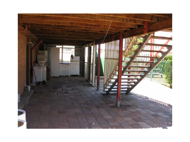 6 Jarrah Street, Raceview QLD 4305