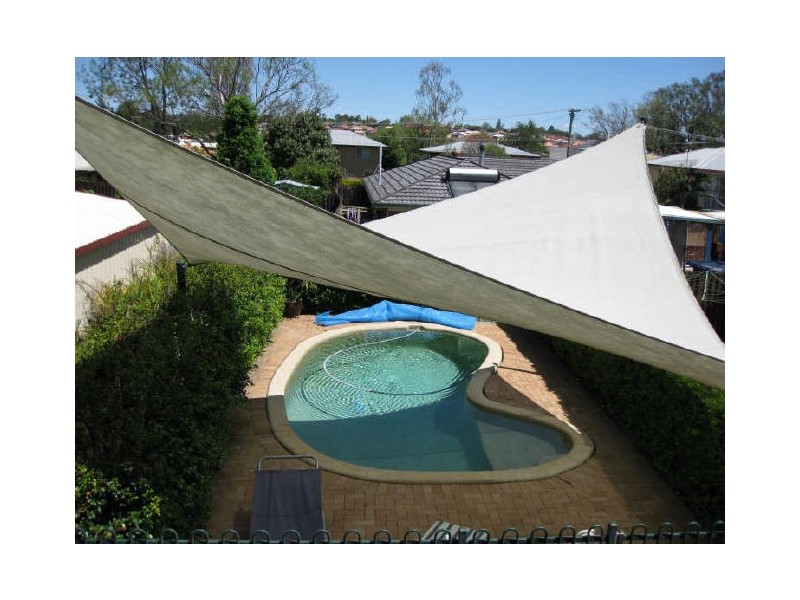 6 Jarrah Street, Raceview QLD 4305