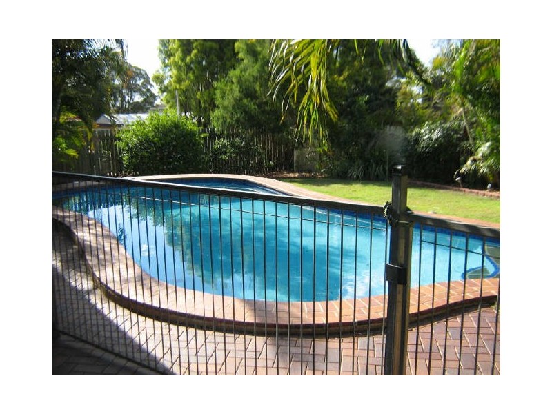 62 Thomas Street, Flinders View QLD 4305