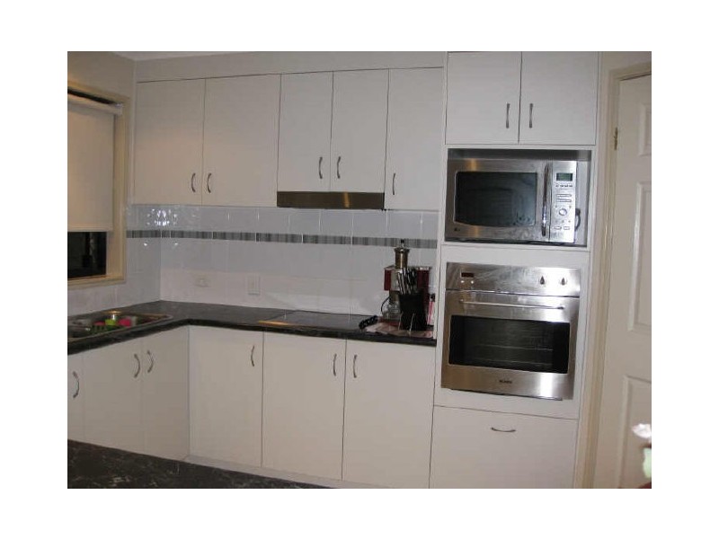 74 Kensington Drive, Flinders View QLD 4305