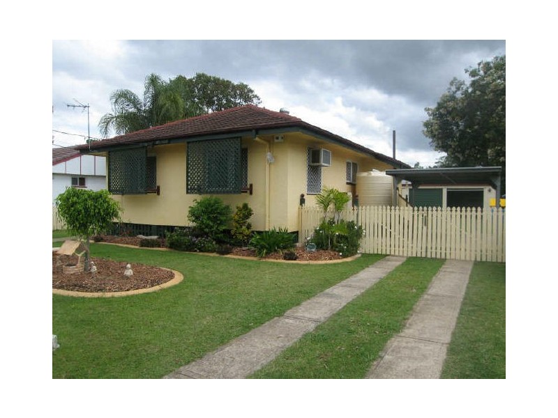 6 Petrie Street, Leichhardt QLD 4305