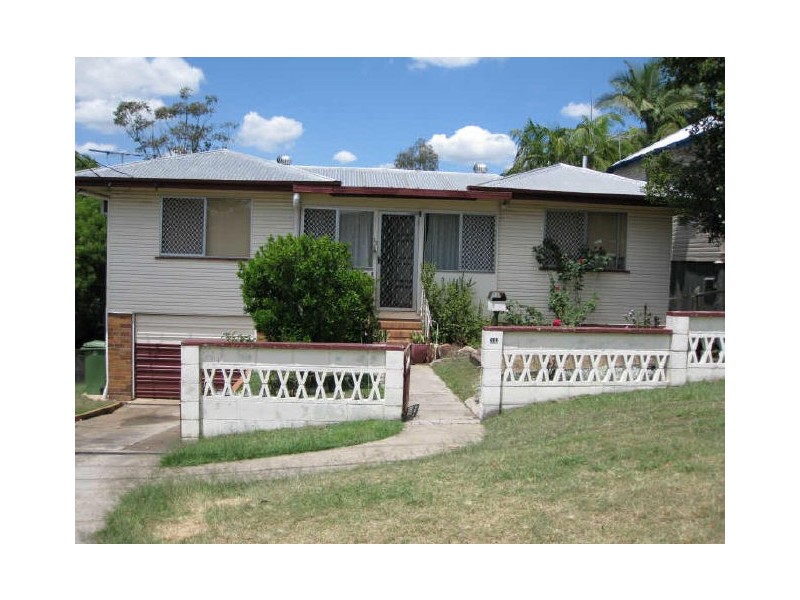 13 Simpson Street, North Ipswich QLD 4305