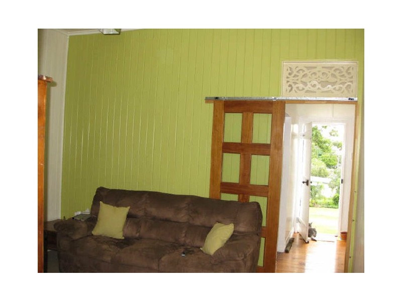 221 Warwick Road, Churchill QLD 4305