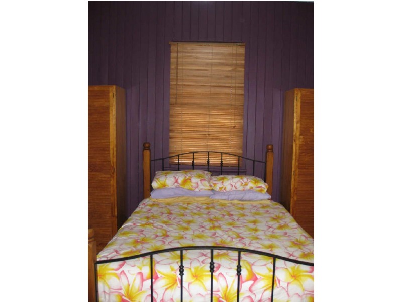 221 Warwick Road, Churchill QLD 4305