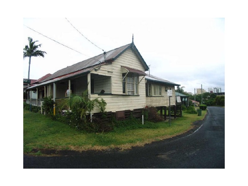 1 Thorn Street, Ipswich QLD 4305