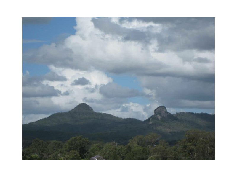 20 Ivory Close, Peak Crossing QLD 4306