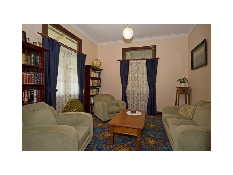 68 Pine Mountain Road, North Ipswich QLD 4305