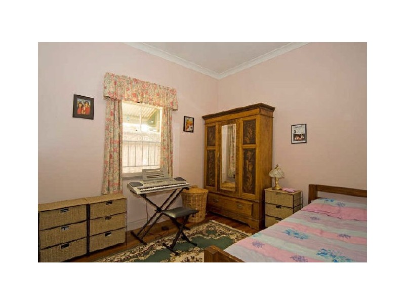 68 Pine Mountain Road, North Ipswich QLD 4305