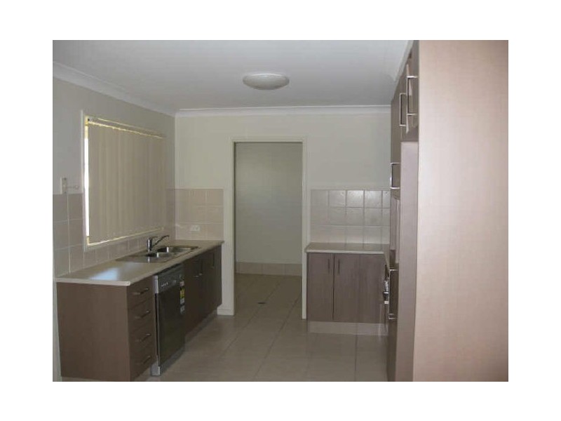 56 Vineyard Street, One Mile QLD 4305