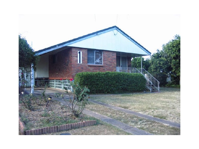 1 Peacock Street, One Mile QLD 4305