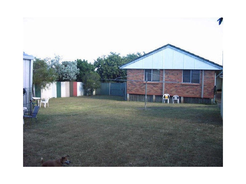 1 Peacock Street, One Mile QLD 4305