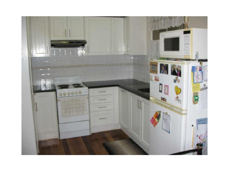 13 Cross Street, Raceview QLD 4305