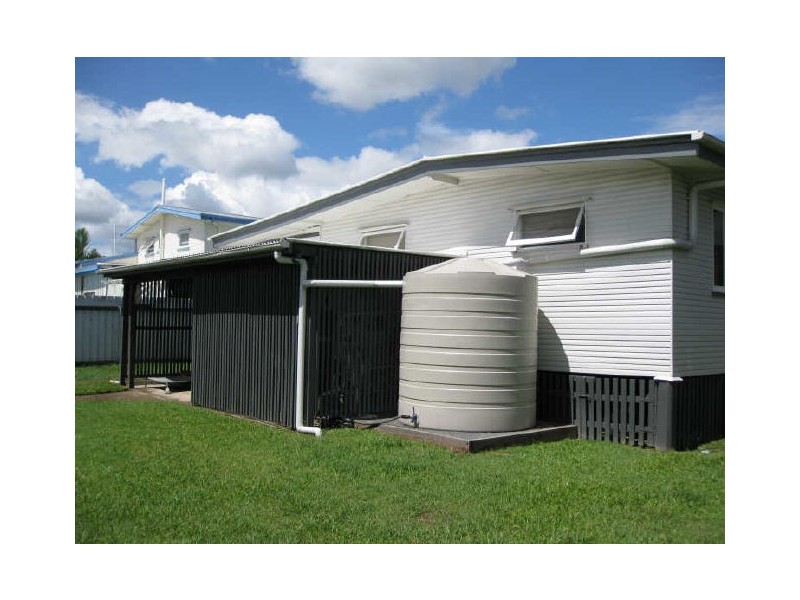 13 Cross Street, Raceview QLD 4305