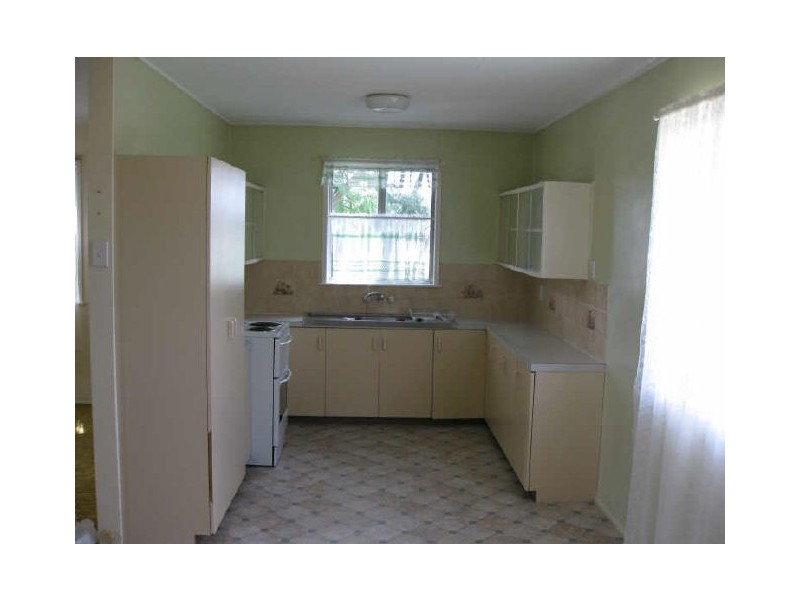 29 Trudy Street, Raceview QLD 4305