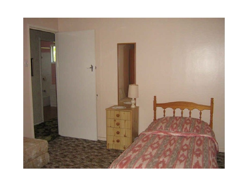 278 South Station Road, Raceview QLD 4305