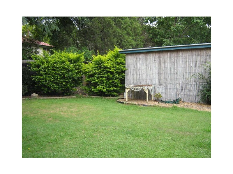 6 Felette Street, Leichhardt QLD 4305