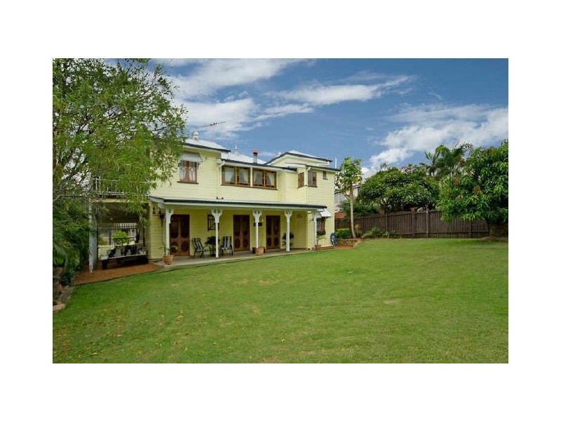 1 Brilliant Street, Newtown QLD 4305