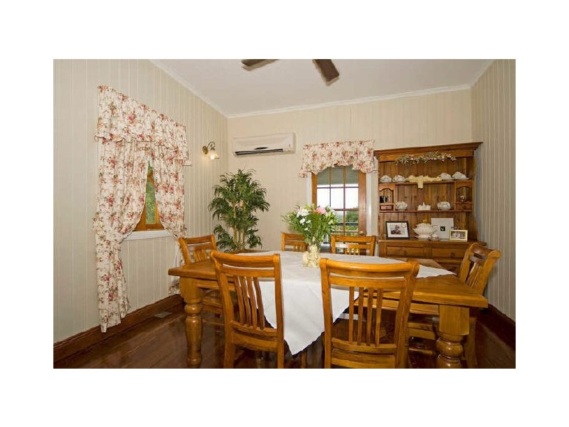 1 Brilliant Street, Newtown QLD 4305