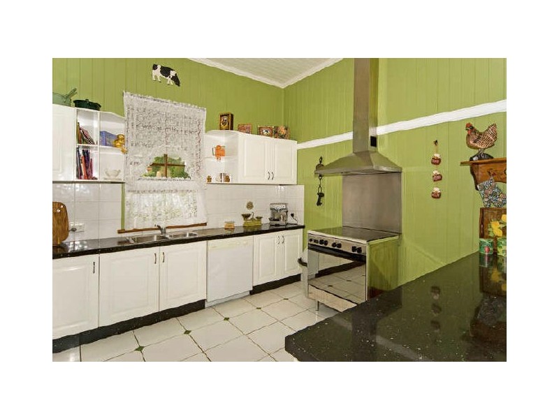 1 Brilliant Street, Newtown QLD 4305