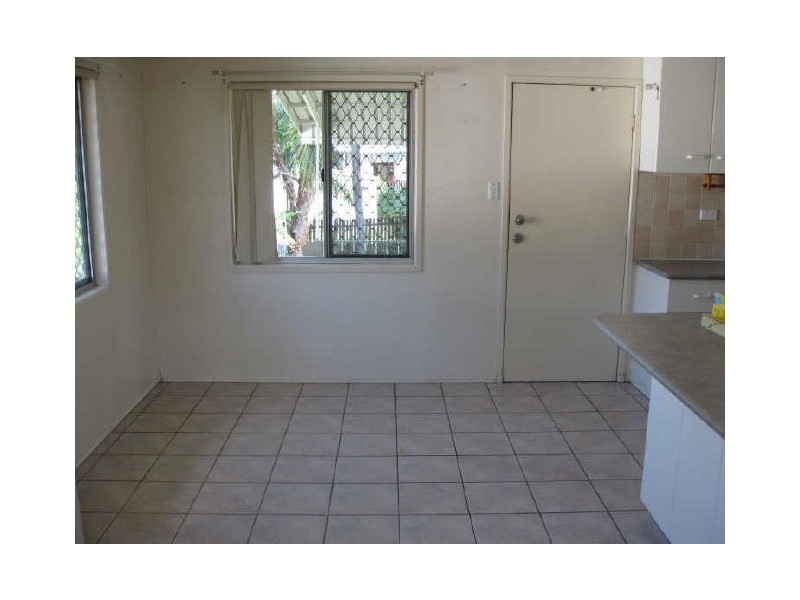 5 Saunders Street, Flinders View QLD 4305
