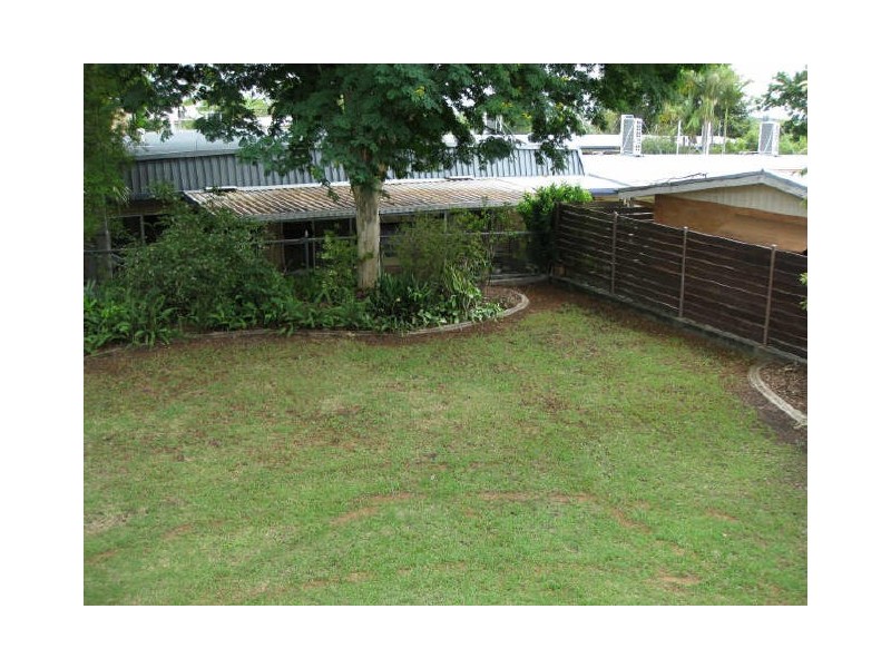 22 Lloyd George Street, Eastern Heights QLD 4305