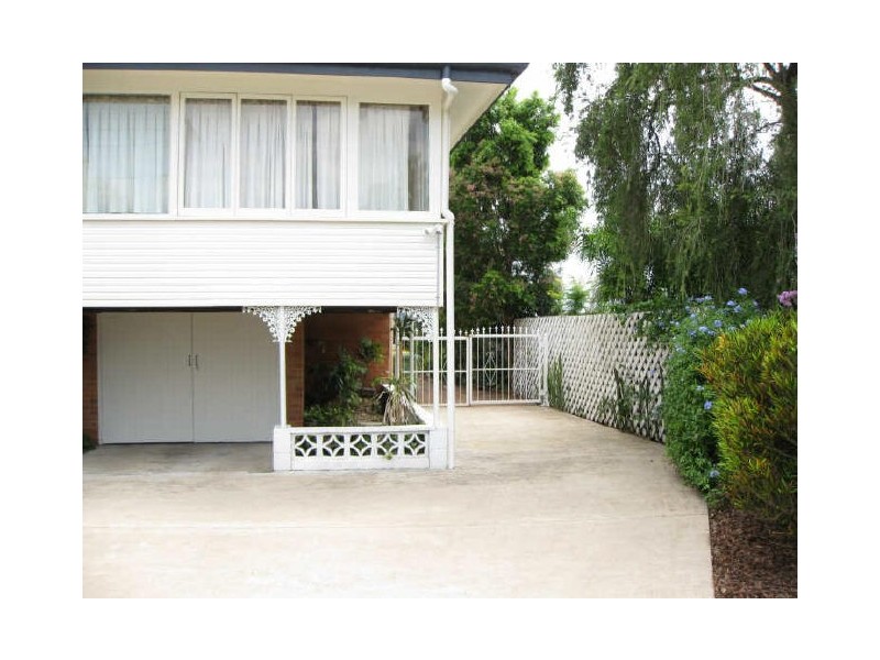 22 Lloyd George Street, Eastern Heights QLD 4305