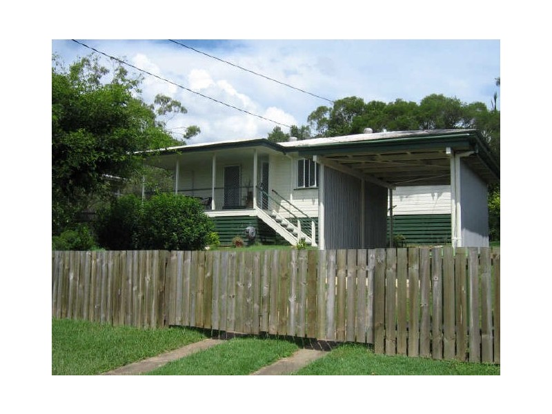 18 Flinders Drive, Leichhardt QLD 4305