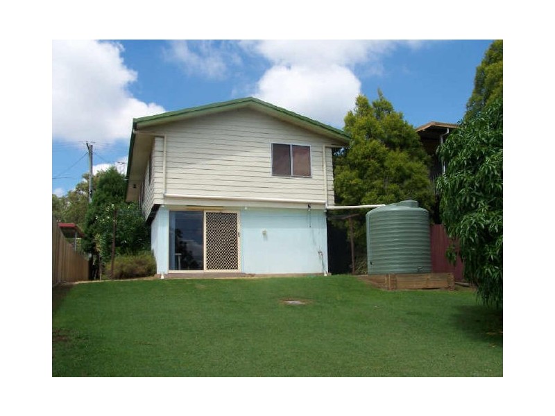 64 High Street, Blackstone QLD 4304