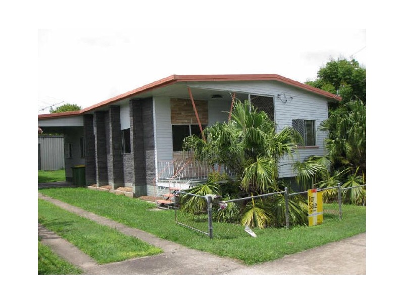 2 Russell Street, Silkstone QLD 4304