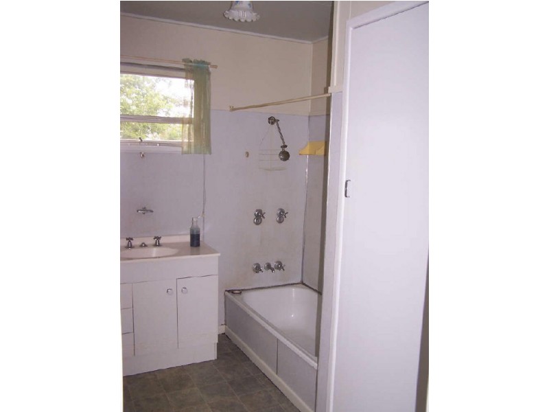 21 Hawthorne Street, Coalfalls QLD 4305