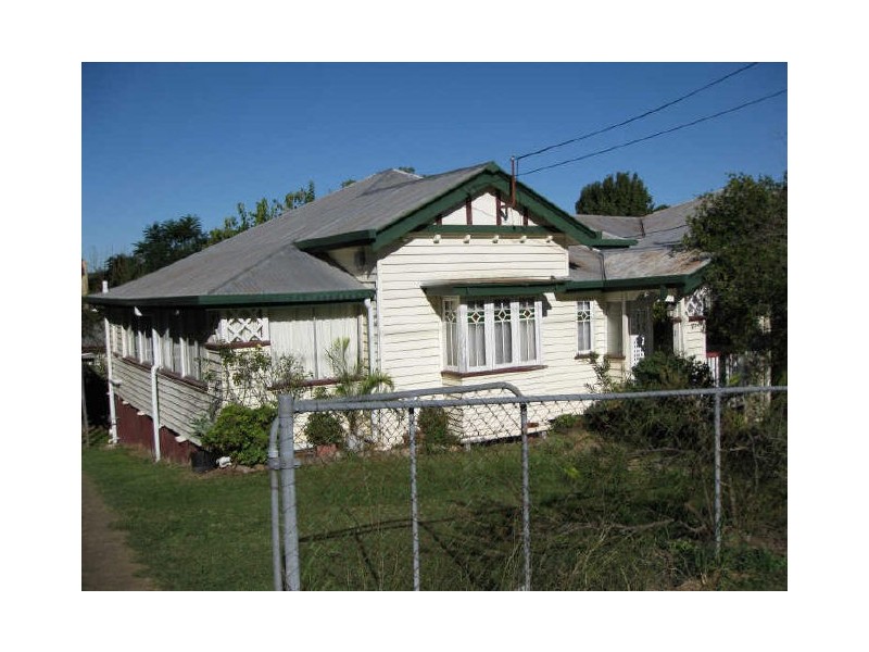 1 Wilson Lane, Ipswich QLD 4305