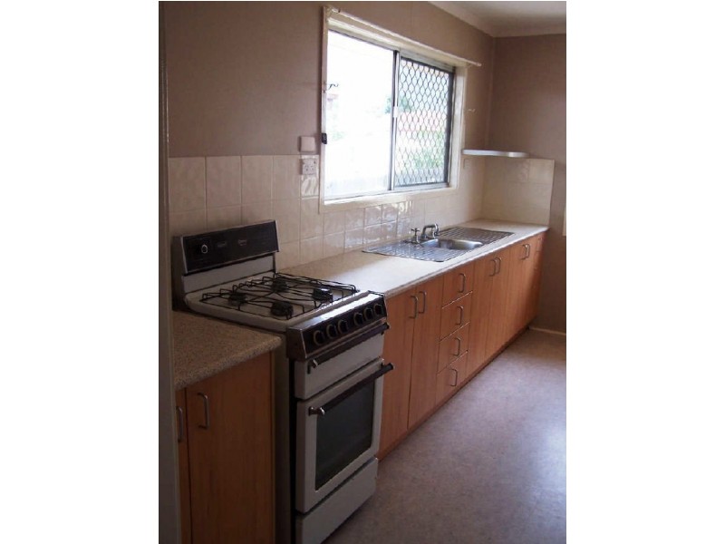 2 Roe Street, Leichhardt QLD 4305