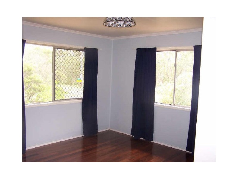 2 Roe Street, Leichhardt QLD 4305