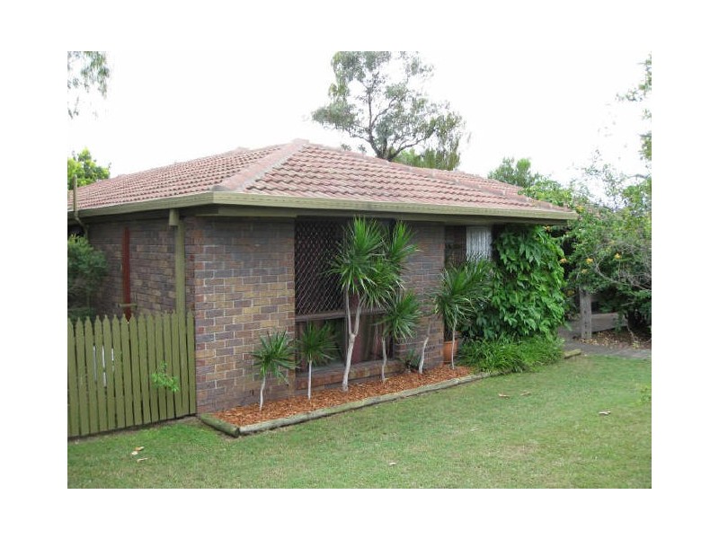 16 Poinciana Court, Walloon QLD 4306