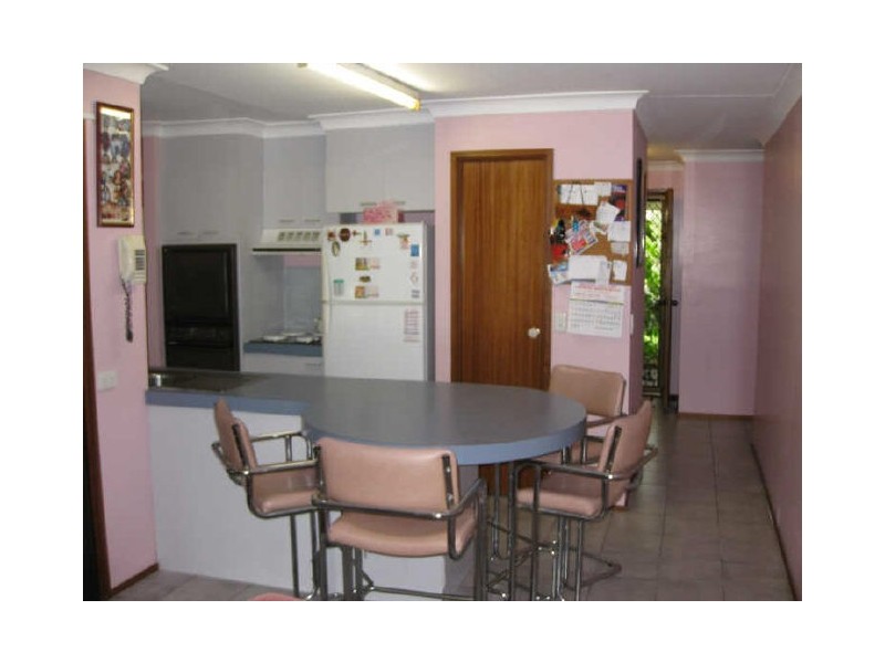 16 Poinciana Court, Walloon QLD 4306