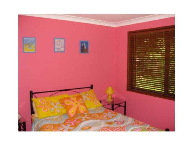 16 Poinciana Court, Walloon QLD 4306