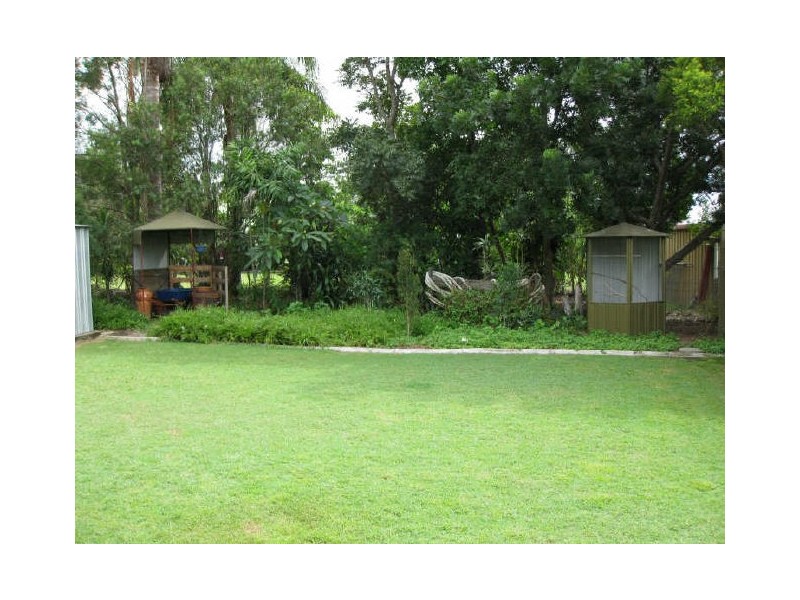 16 Poinciana Court, Walloon QLD 4306