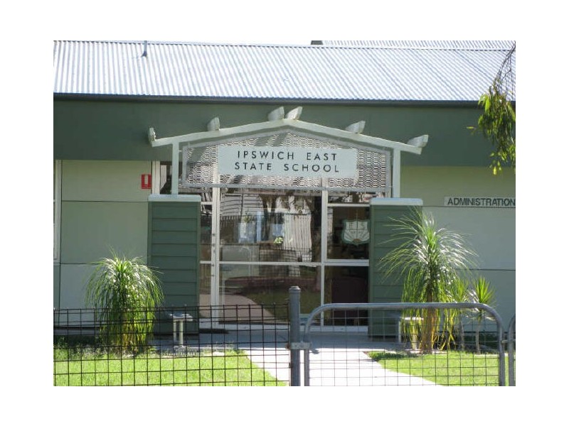 10 Trumper Street, East Ipswich QLD 4305