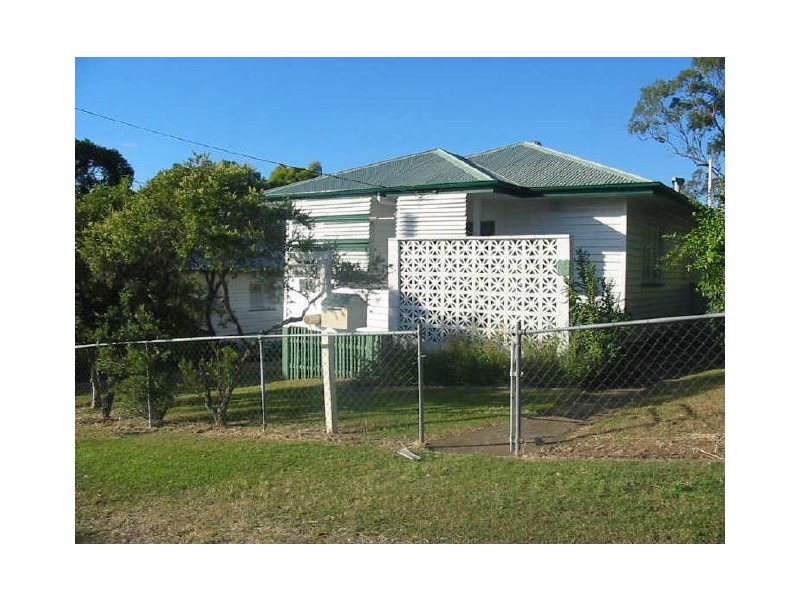 16 Harold Street, Bundamba QLD 4304