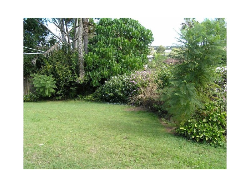 40 Mary Street, Bundamba QLD 4304