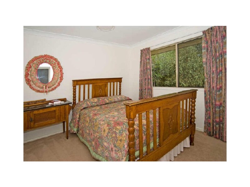 29 Cabernet Cr, Pine Mountain QLD 4306