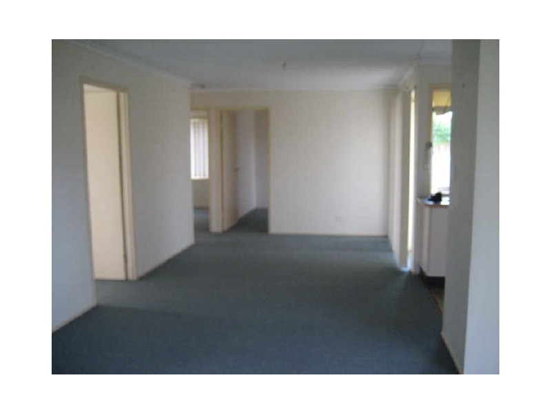 35 Helen Street, North Booval QLD 4304