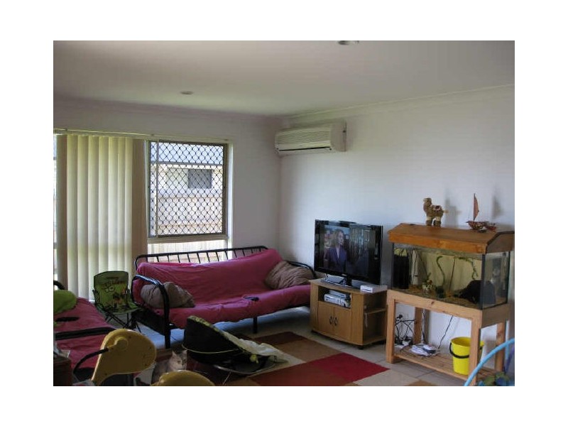 220 Edwards Street, Raceview QLD 4305