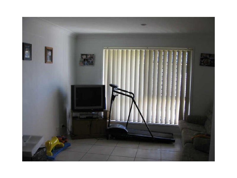 220 Edwards Street, Raceview QLD 4305