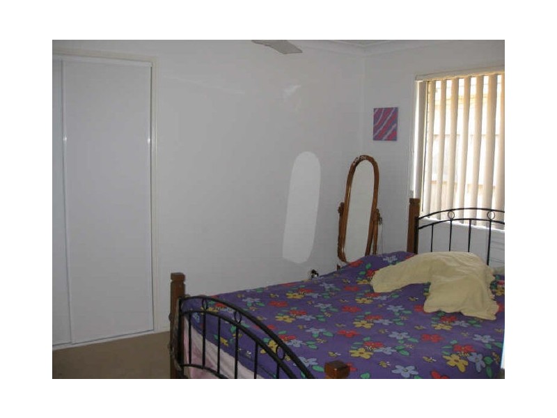 220 Edwards Street, Raceview QLD 4305