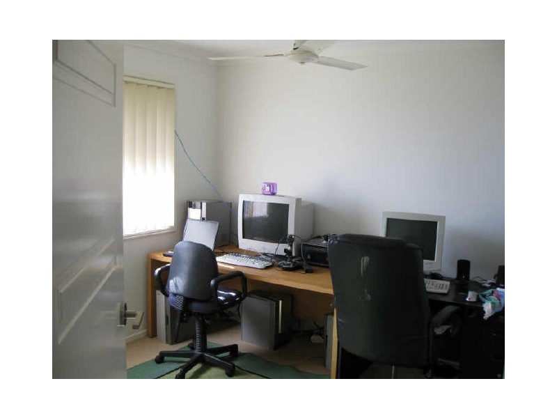 220 Edwards Street, Raceview QLD 4305