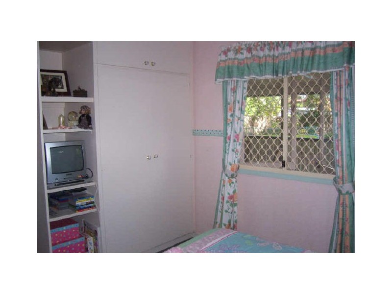 20 Lawson Street, Leichhardt QLD 4305