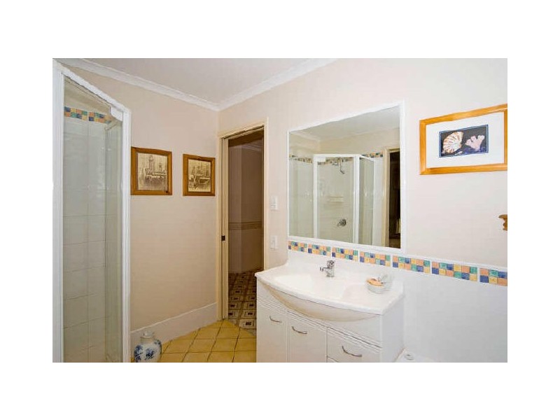 75 High Street, Bundamba QLD 4304